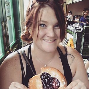 Meet your Posher, Courtney